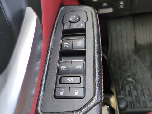 Used 2025 RAM 1500 Rebel w/ Rebel Level 1 Equipment Group AWD/4WD image 23