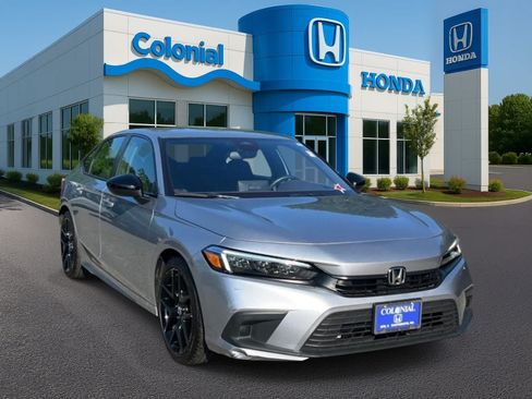 Used 2024 Honda Civic Sport image 9