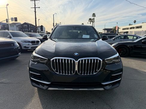 Used 2022 BMW X5 sDrive40i w/ Parking Assistance Package RWD image 2