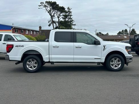 Certified 2024 Ford F150 XLT w/ Mobile Office Package AWD/4WD image 5