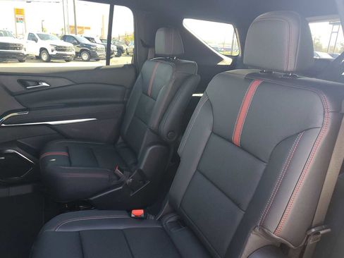 New 2026 Chevrolet Traverse RS image 14