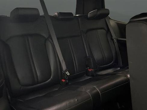 Used 2023 Jeep Grand Wagoneer 4WD w/ Flexible Seating Group image 25