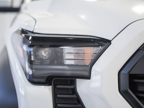 New 2026 Toyota Tacoma TRD Off-Road AWD/4WD image 11