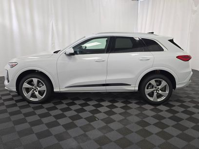 New 2025 Audi Q5 Premium Plus