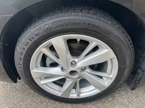 Used 2015 Nissan Altima 2.5 SV FWD image 30