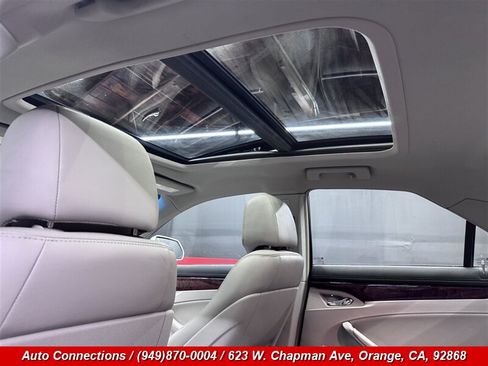 Used 2010 Cadillac CTS Luxury RWD image 21