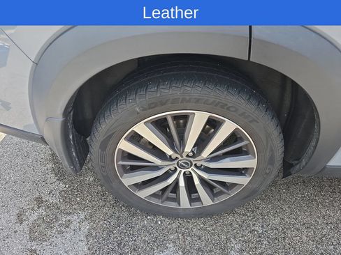 Used 2022 Nissan Pathfinder Platinum AWD/4WD image 5