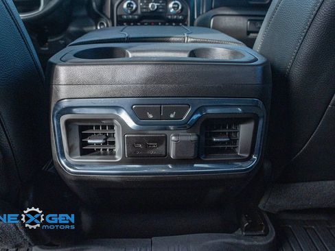 Used 2023 GMC Sierra 2500 Denali w/ Denali Ultimate Package image 28