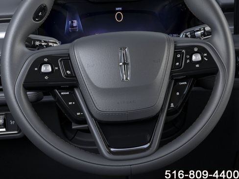 Used 2026 Lincoln Aviator AWD image 13