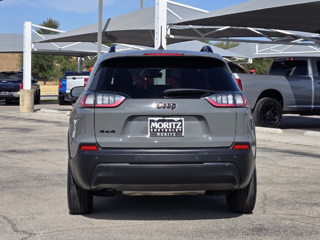 Used 2023 Jeep Cherokee Altitude Lux AWD/4WD image 6