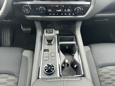New 2026 Nissan Pathfinder SV image 25