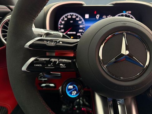 New 2025 Mercedes-Benz SL 63 AMG 4MATIC image 14