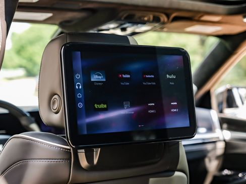 Used 2025 Cadillac Escalade V image 75