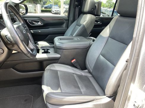 Used 2022 Chevrolet Tahoe Z71 w/ Off-Road Capability Package AWD/4WD image 11