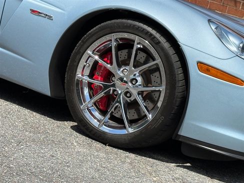 Used 2012 Chevrolet Corvette Z06 w/ 2LZ Preferred Equipment Group image 33