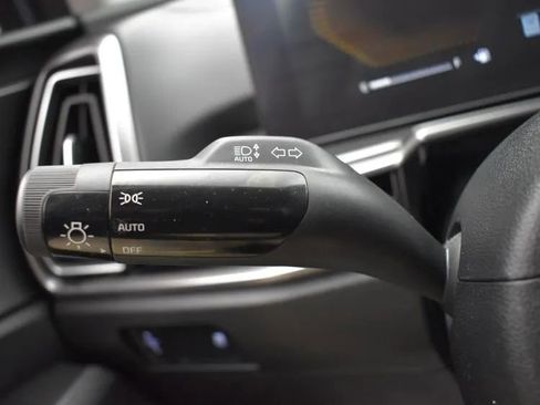 Used 2024 Kia Sorento LX image 25