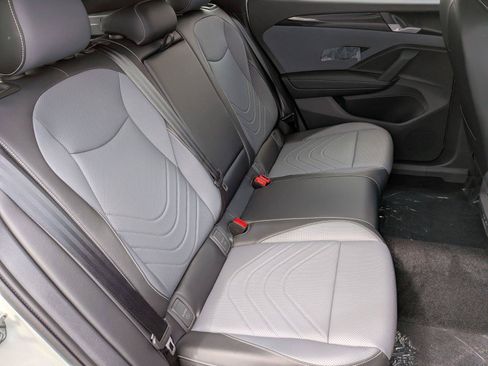New 2026 Volkswagen Tiguan SE R-Line AWD/4WD image 29