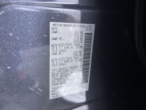 Used 2013 Nissan Pathfinder Platinum w/ Platinum Premium Pkg image 11