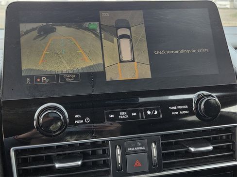 Used 2023 Nissan Armada Platinum w/ Captain's Chairs Package image 11