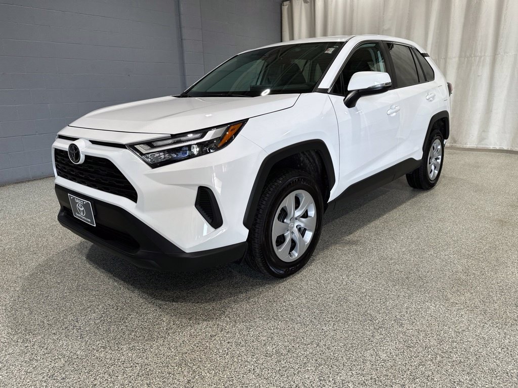 Certified 2024 Toyota RAV4 LE AWD/4WD image 6