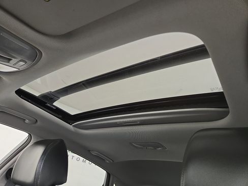 Used 2023 Hyundai Kona Limited image 22