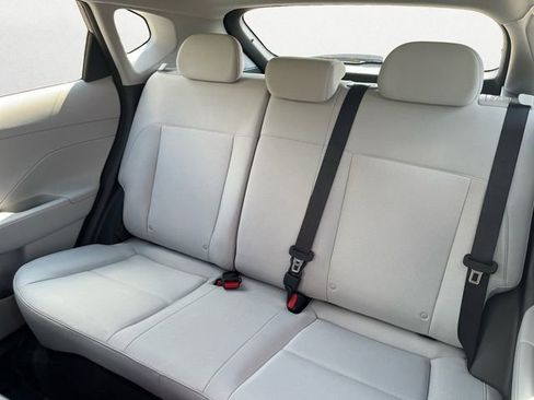 Certified 2026 Hyundai Kona SE AWD/4WD image 15