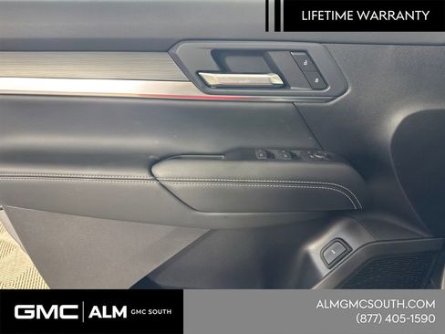 New 2026 GMC Terrain Elevation w/ Elevation Premium Package AWD/4WD image 12