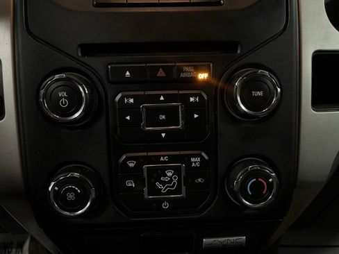 Used 2014 Ford F150 XLT w/ Equipment Group 302A Luxury image 41