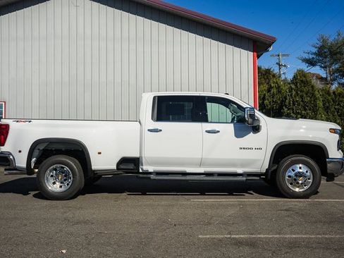 New 2026 Chevrolet Silverado 3500 LTZ w/ LTZ Convenience Package image 12