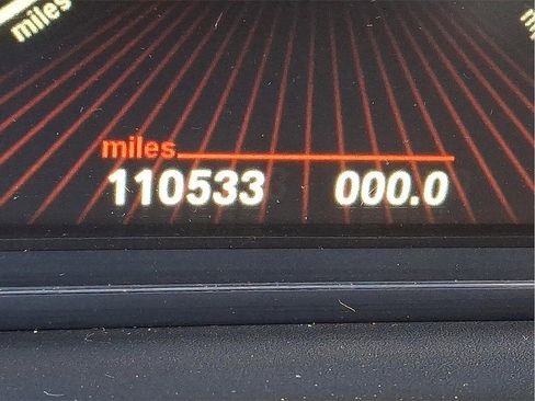 Used 2012 BMW 550i Gran Turismo xDrive image 19