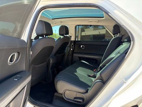 Used 2024 Hyundai Ioniq 5 Limited image 15