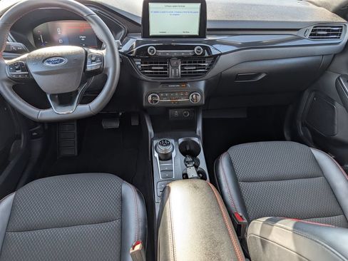 Used 2025 Ford Escape ST-Line FWD image 11