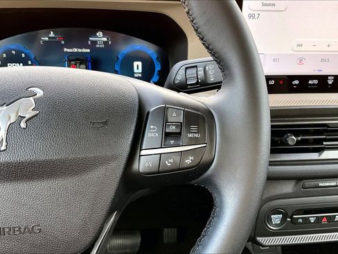 Used 2025 Ford Bronco Sport Big Bend w/ Convenience Package image 28