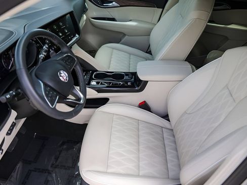 Used 2023 Buick Envision Avenir FWD image 12