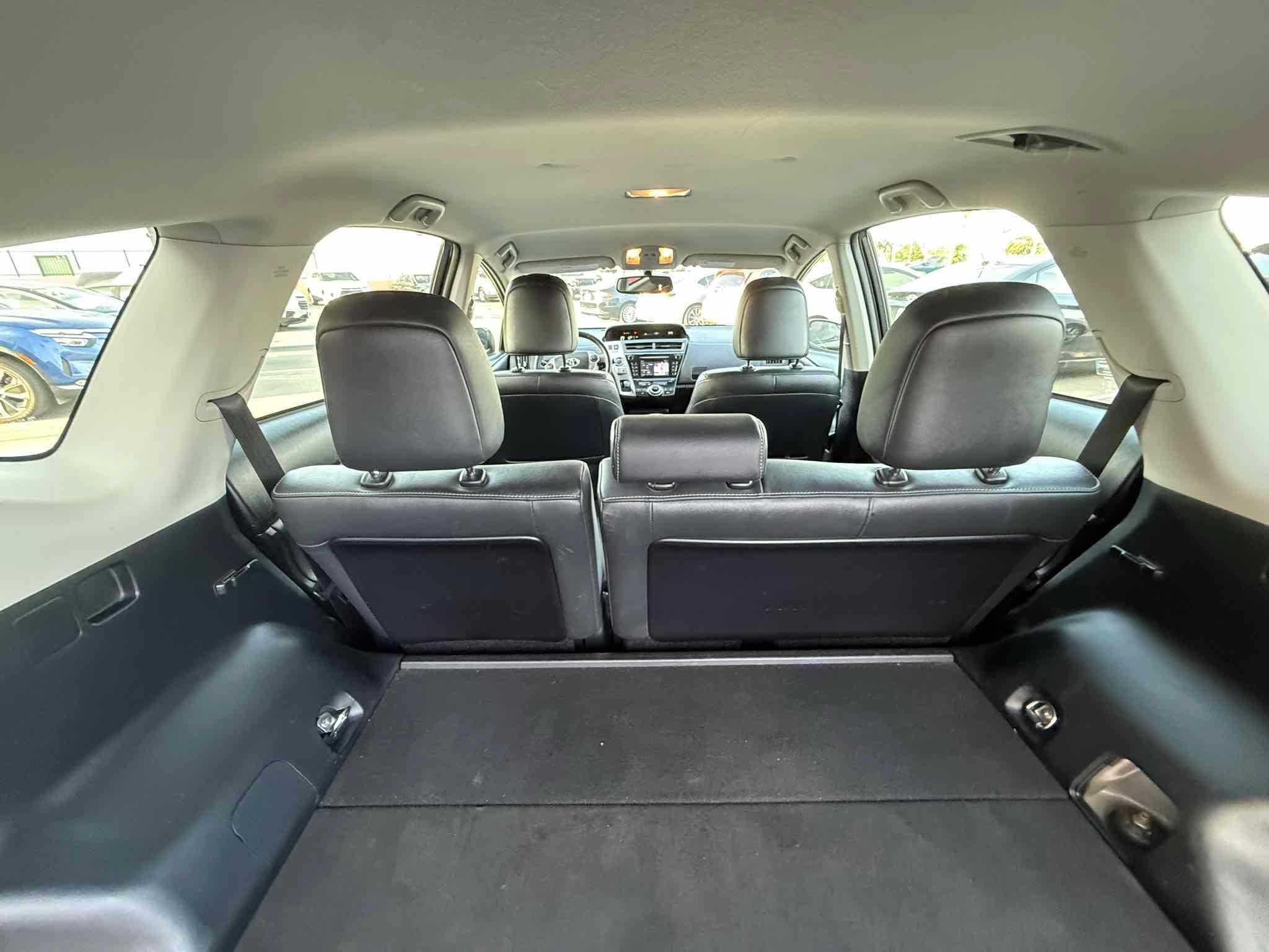 Used 2017 Toyota Prius V Four FWD image 76