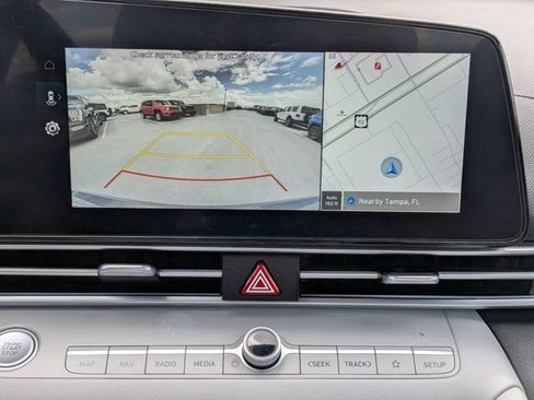 Used 2025 Hyundai Elantra Limited FWD image 20