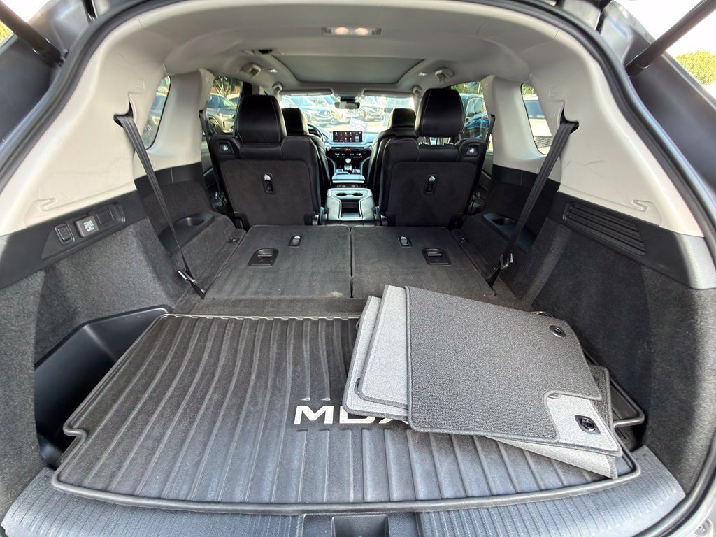 Used 2024 Acura MDX w/ Technology Package AWD/4WD image 11
