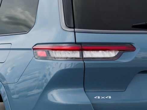 New 2026 Jeep Grand Cherokee L Limited image 14