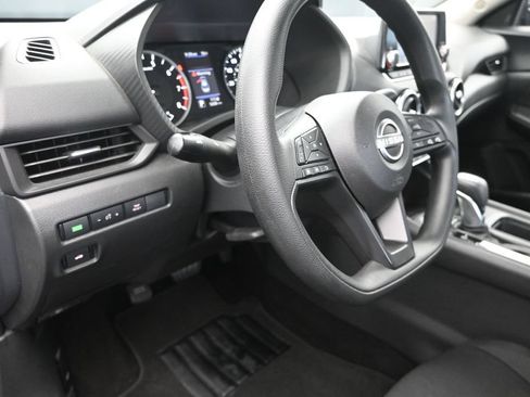 Used 2025 Nissan Sentra S FWD image 12