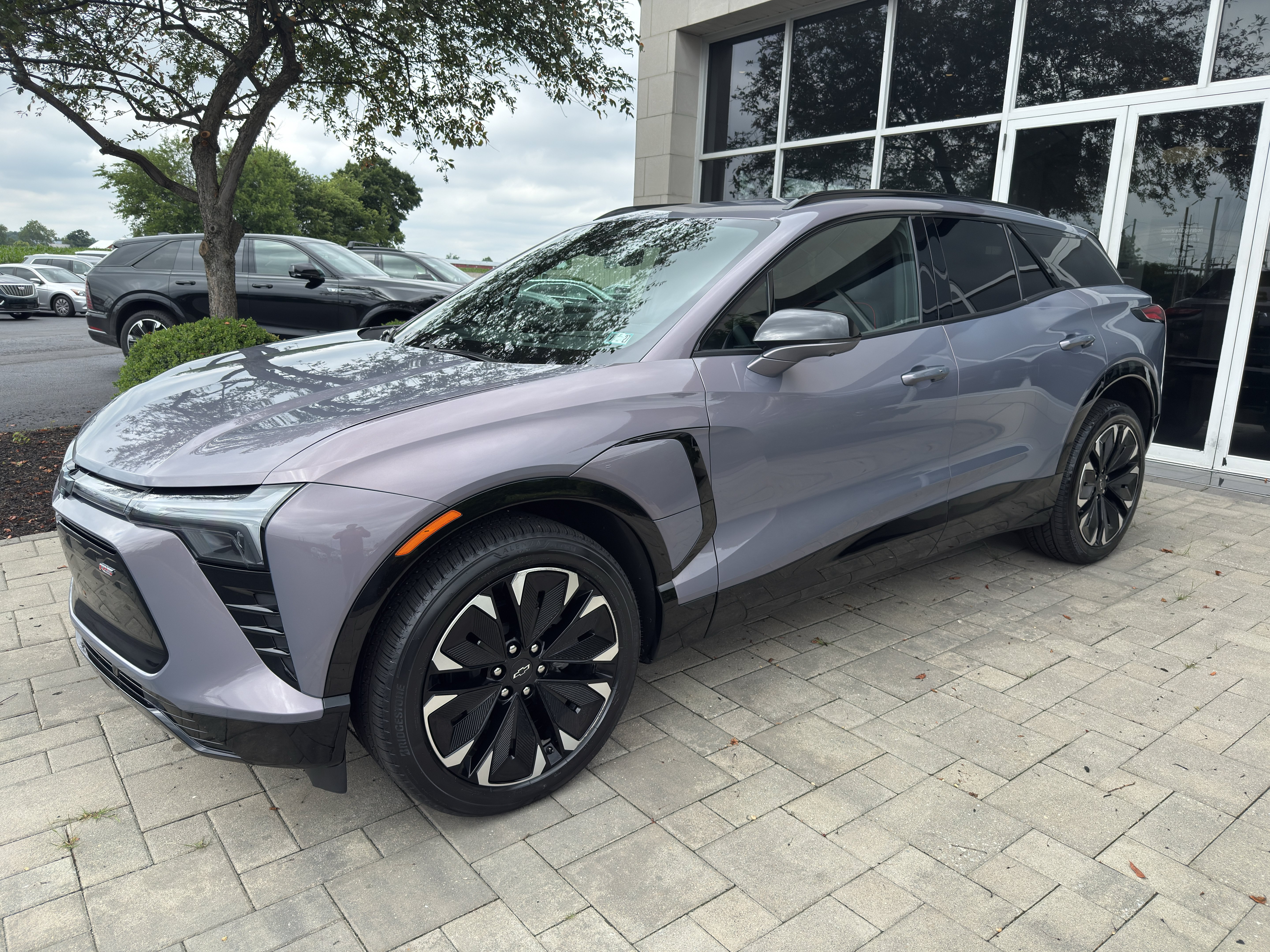 Used 2024 Chevrolet Blazer EV RS AWD/4WD image 3
