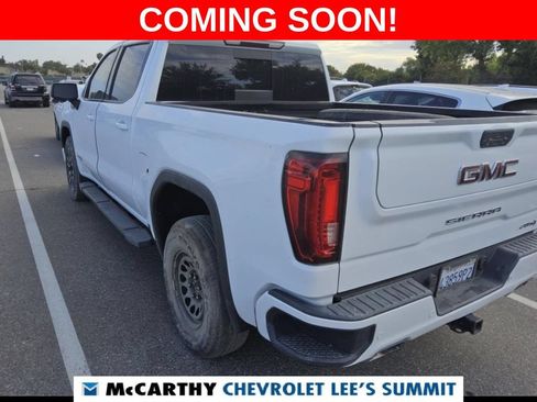 Used 2019 GMC Sierra 1500 AT4 w/ AT4 Premium Package AWD/4WD image 3