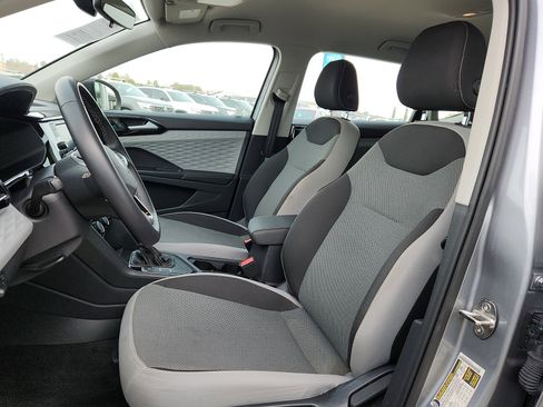 Certified 2024 Volkswagen Taos S image 13