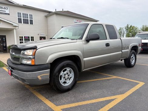 Used 2003 Chevrolet Silverado 1500 LS w/ Off-Road Package AWD/4WD image 2