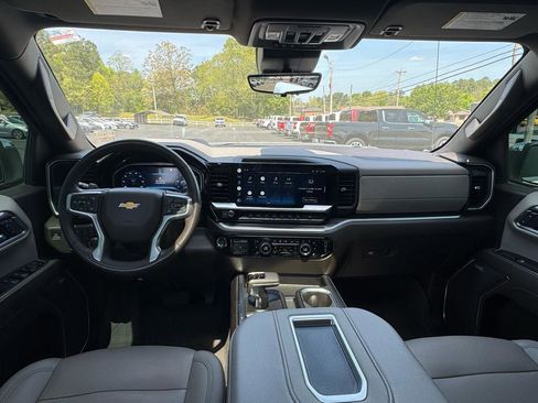 Used 2022 Chevrolet Silverado 1500 LTZ w/ Technology Package image 24