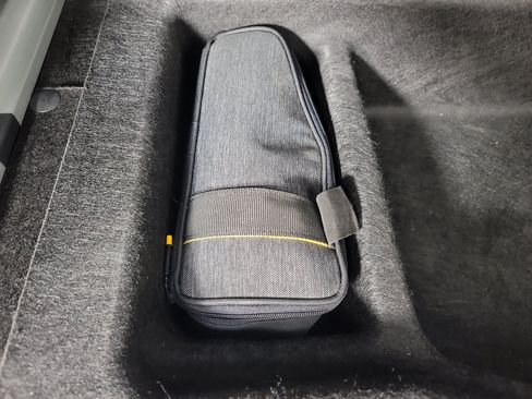 Used 2024 Rivian R1S Adventure AWD/4WD image 34