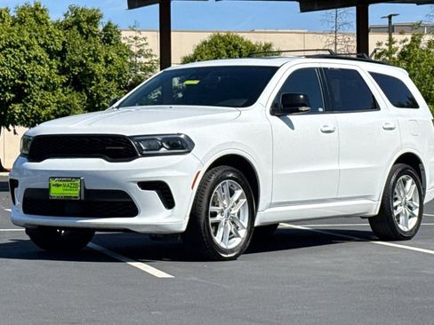 Used 2024 Dodge Durango GT image 16
