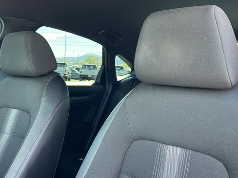 Used 2024 Honda Civic Sport image 17
