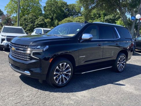 Used 2023 Chevrolet Tahoe Premier RWD image 3
