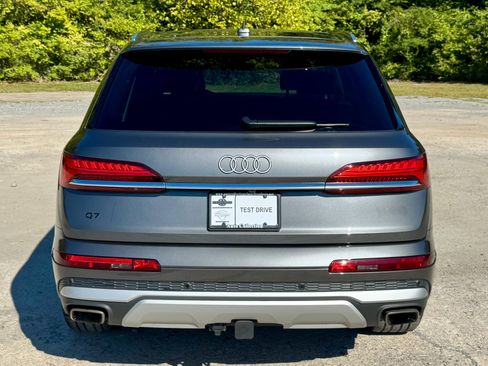 Used 2025 Audi Q7 3.0T Premium Plus image 6