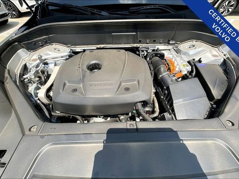 Used 2025 Volvo XC90 T8 Ultra w/ Protection Package image 10